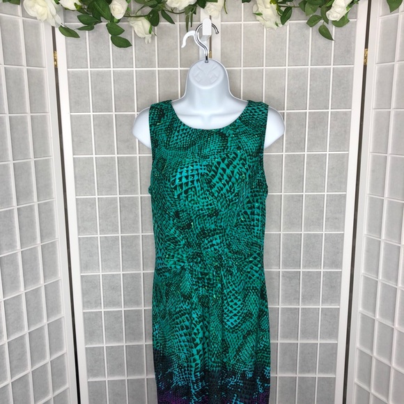 Calvin Klein Women’s Short Sleeves Dress - Picture 3 of 10